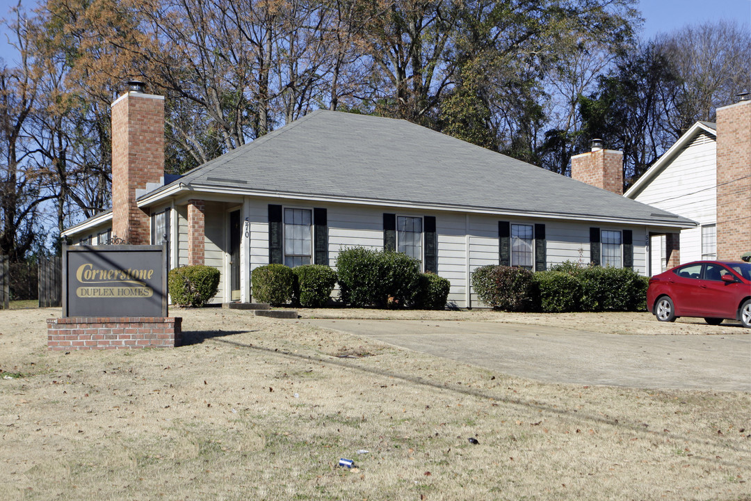 570 Eastdale Rd S in Montgomery, AL - Foto de edificio