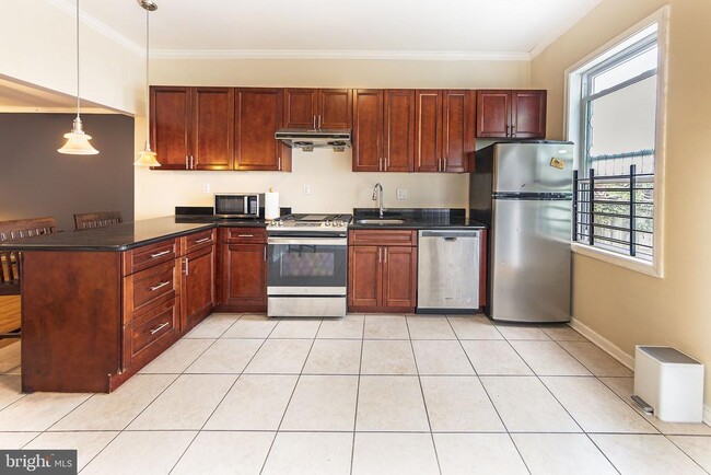 1388 E St NE in Washington, DC - Building Photo - Building Photo