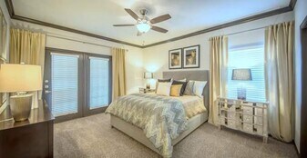 13333 West Rd in Houston, TX - Building Photo