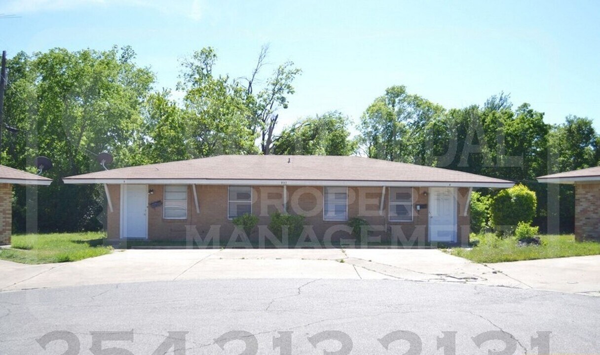 802 Pecan Cir in Killeen, TX - Building Photo