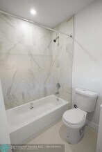 1219 NW 33rd St in Miami, FL - Building Photo - Building Photo