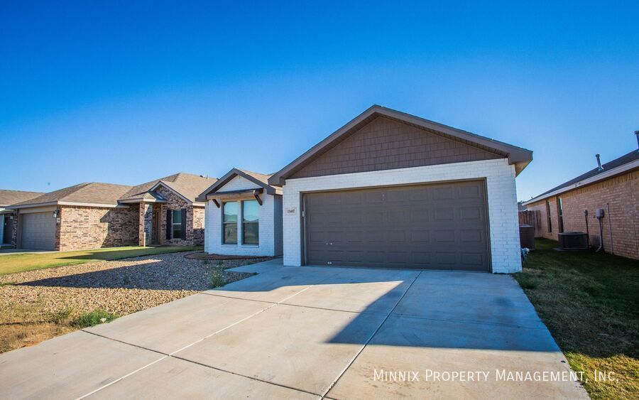 13407 Avenue R in Lubbock, TX - Foto de edificio