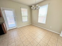 6706 Golden Oak Ln in Killeen, TX - Foto de edificio - Building Photo