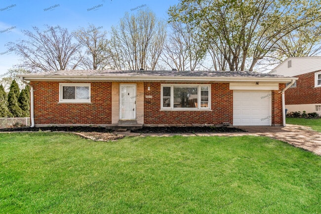 property at 8404 Rockhaven Ln