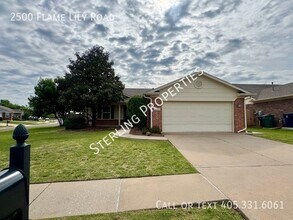 2500 Flame Lily Rd in Oklahoma City, OK - Building Photo - Building Photo