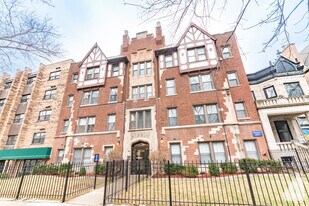 651 W Wrightwood Ave, Unit 109 in Chicago, IL - Building Photo