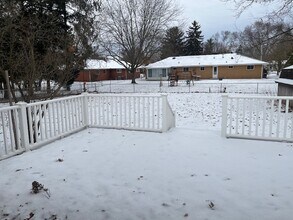 1058 Carol Rd in Bowling Green, OH - Building Photo - Building Photo