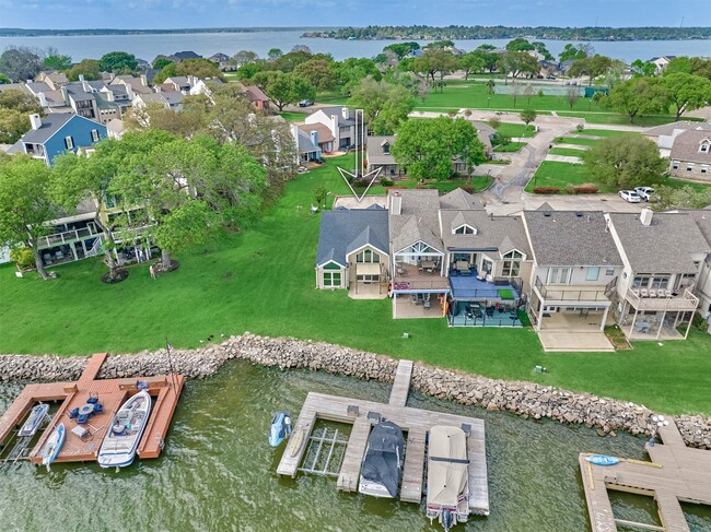 property at 2109 Gunwale Cir