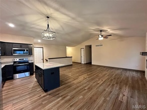 2809 Beth Ann Ct in Pontoon Beach, IL - Building Photo - Building Photo