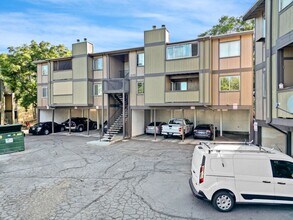 2085 Highview Ct in Reno, NV - Building Photo - Building Photo