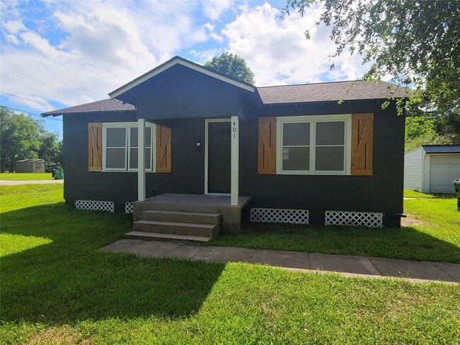 property at 401 N Tinsley St