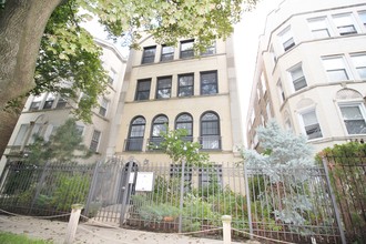 7355 N Seeley Ave, Chicago, IL 60645 in Chicago, IL - Building Photo - Other