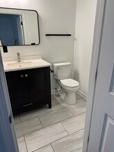 242 Oakdale Ave in Clayton, NC - Building Photo - Building Photo