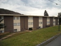 Bel Air Apartments in Cumberland, MD - Foto de edificio - Building Photo