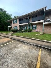 4133 NE Stallings Dr in Nacogdoches, TX - Building Photo - Building Photo