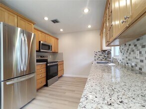 516 Ellsworth St in Altamonte Springs, FL - Building Photo - Building Photo