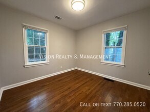 121 Howell Rd in Carrollton, GA - Building Photo - Building Photo