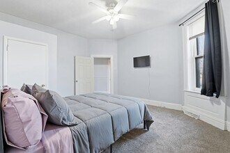 2711 Allen Ave, Unit Furnished  in Fox park in St. Louis, MO - Foto de edificio - Building Photo