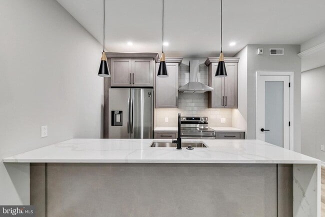 752 S 16th St in Philadelphia, PA - Building Photo - Building Photo