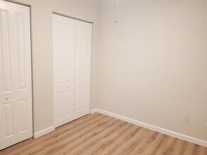 3020 NW 125th Ave in Sunrise, FL - Building Photo - Building Photo