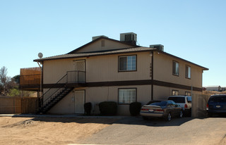 16429 Lariat Rd Apartamentos