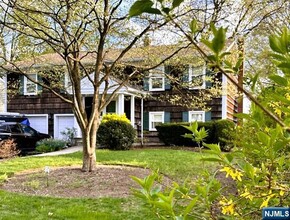14 Randolph Pl in Ridgewood, NJ - Foto de edificio - Building Photo