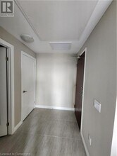 108 Garment St in Kitchener, ON - Building Photo - Building Photo