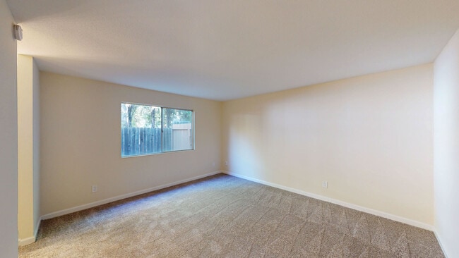 18163 Happy Ln in Sonoma, CA - Building Photo - Building Photo