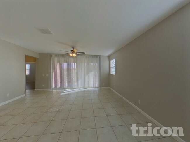 20129 N Herbert Ave, Unit 631 in Maricopa, AZ - Foto de edificio - Building Photo