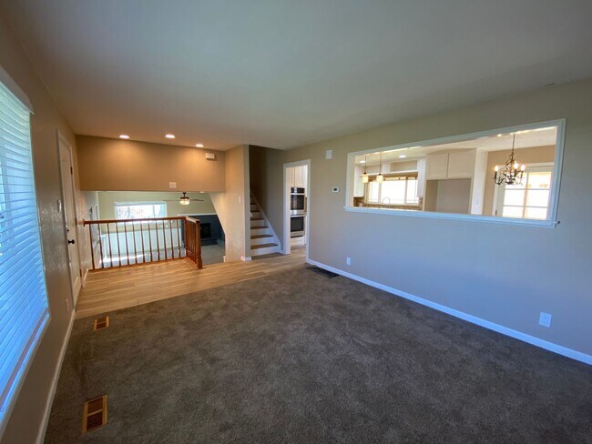 1425 Ida St in Dos Palos, CA - Building Photo - Building Photo