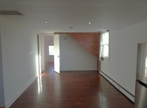 328 Mt Prospect Ave in Clifton, NJ - Building Photo - Building Photo