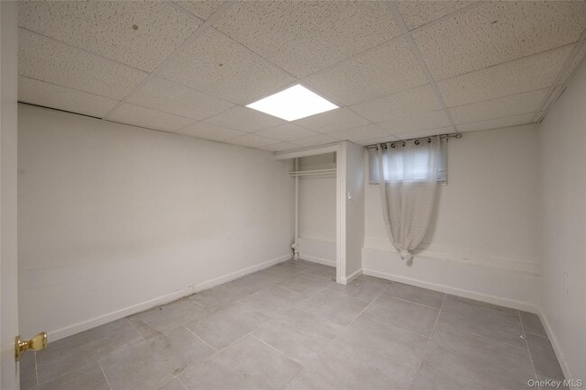 95 Irving Ave in Freeport, NY - Building Photo - Building Photo