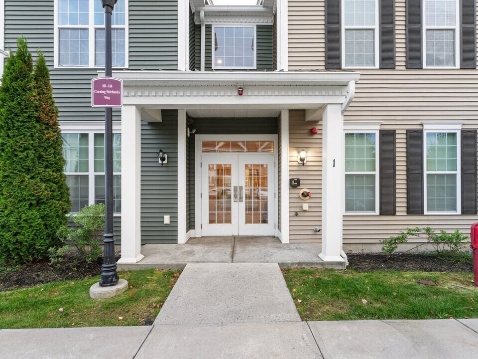 115 Corning Fairbanks Way in Westborough, MA - Building Photo
