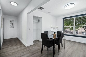 209 W Gladys St in Tampa, FL - Building Photo - Building Photo