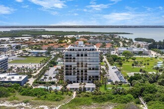 2100 N Atlantic Ave, Unit 502 in Cocoa Beach, FL - Building Photo - Building Photo