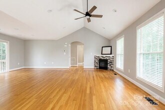 3757 Field Haven Ct in Maiden, NC - Building Photo - Building Photo