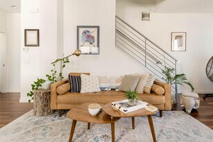 3066 63rd Ave SW in Seattle, WA - Building Photo