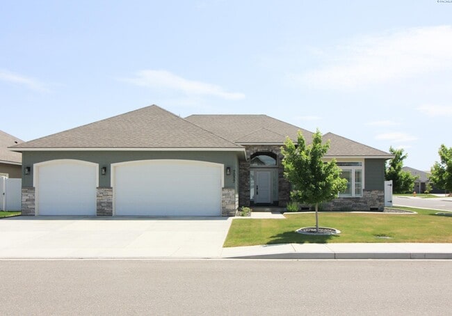 property at 7077 W 29th Ave