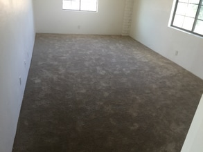 1141 Calle Carmelita in Rio Rico, AZ - Foto de edificio - Building Photo