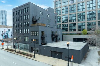 626 W Randolph St in Chicago, IL - Building Photo - Building Photo