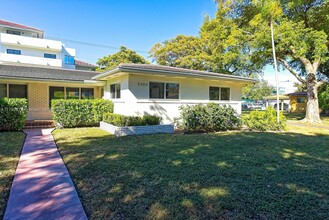 5400 Orduna Dr in Coral Gables, FL - Building Photo - Building Photo