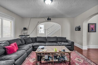2508 Carrollton Ave in Indianapolis, IN - Building Photo - Building Photo
