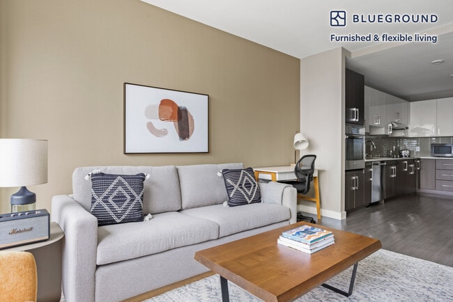 1 Nashua St in Boston, MA - Foto de edificio - Building Photo