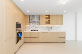 13778-13778 100 Ave in Surrey, BC - Building Photo - Building Photo