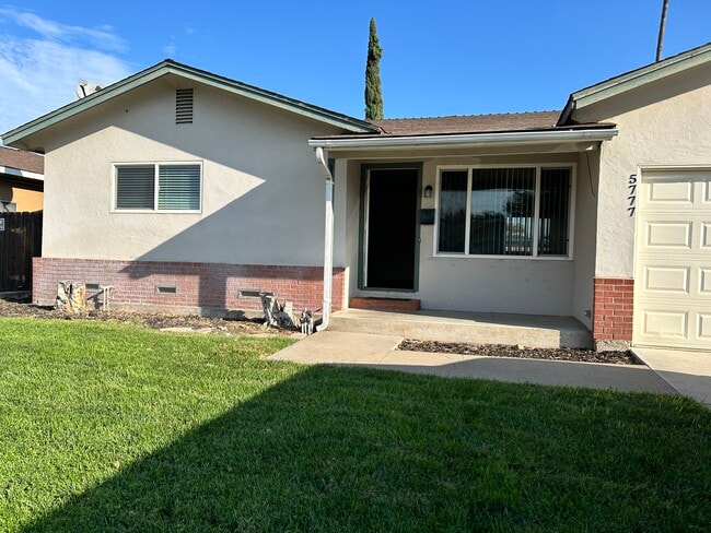 5777 Mohican Dr in Manteca, CA - Building Photo - Building Photo