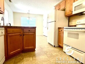 2028 Ivey Commons Rd in Fayetteville, NC - Building Photo - Building Photo