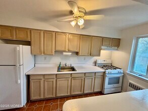 283 Spring St in Red Bank, NJ - Foto de edificio - Building Photo