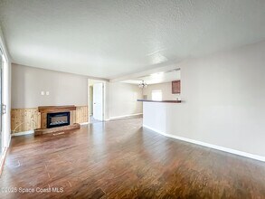 425 Baker Rd in Merritt Island, FL - Building Photo - Building Photo