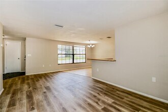 4248 Raccoon Loop in New Port Richey, FL - Building Photo - Building Photo