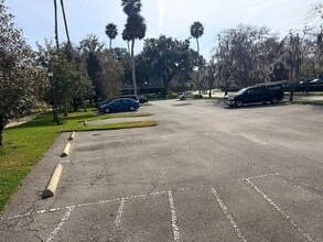 429 Sheoah Blvd, Unit 11 in Winter Springs, FL - Building Photo - Building Photo